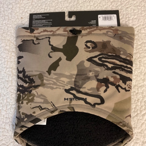UNDER ARMOUR CAMO NECK GAITER STORM NWT - Picture 2 of 2